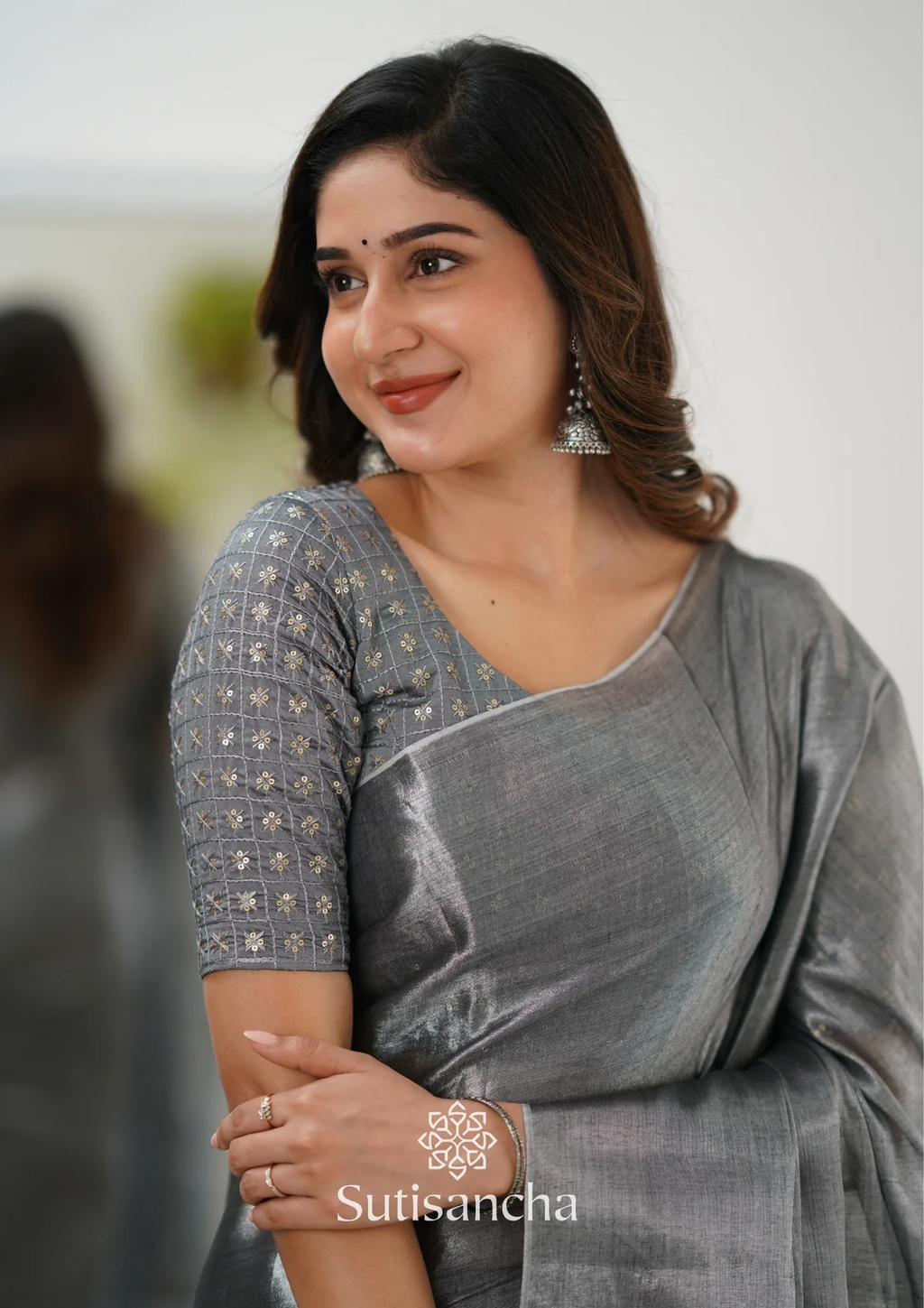 Ethereal Elegance  Plain  Silk Saree For Women