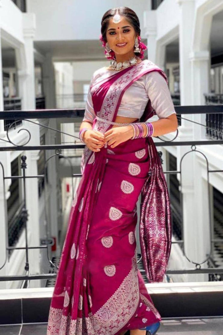 Flowing Silk Elegant Saree For Women