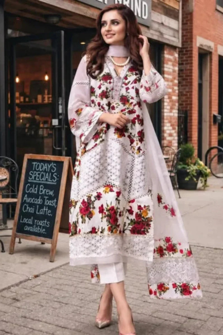 Luxury Chicken Kari Lawn Collection | Ready To Wear