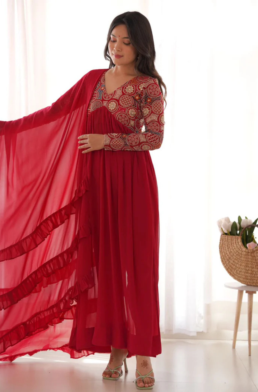 Pink Colour Georgette Gown Set
