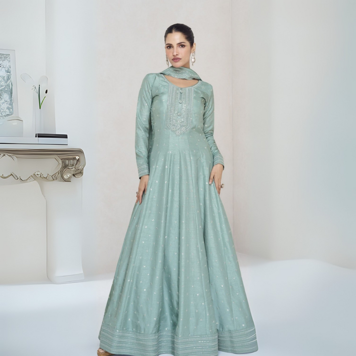 Royal Touch Gown set
