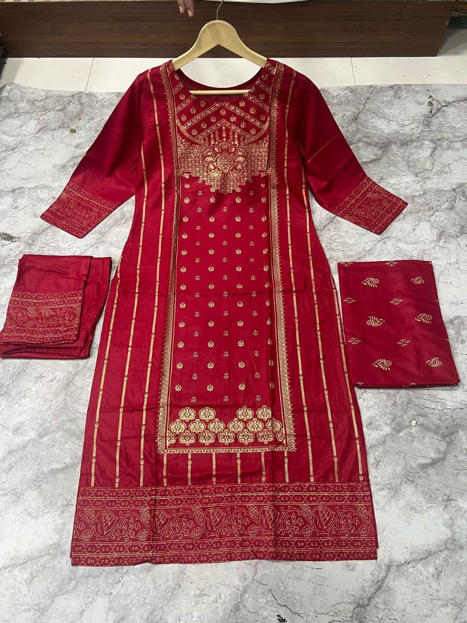 Rayon Salwar Suit With Print Work