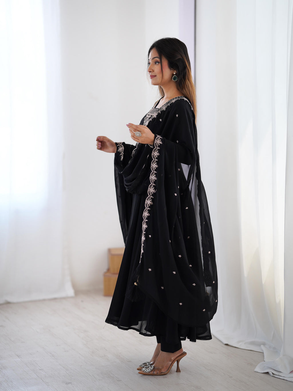 Elegant 3-Piece Fox Georgette Anarkali