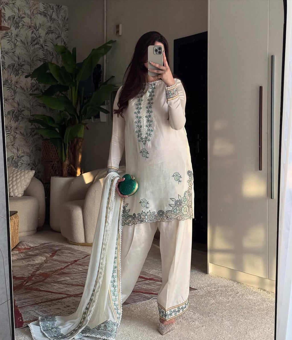 Farshi Shalwar 3 Piece Suit Ready to Wear (1005)