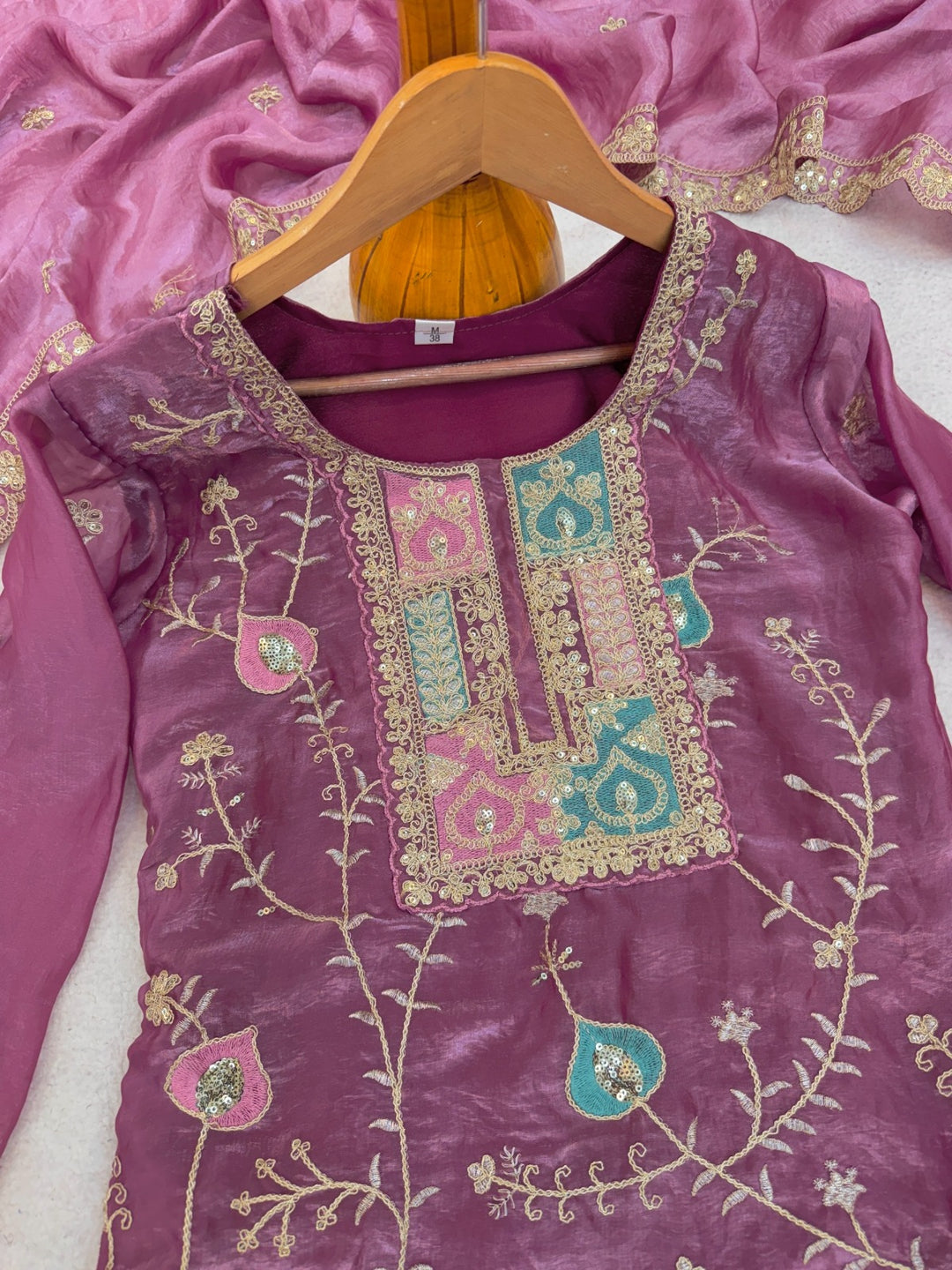 Ethnic Wear - Fendy Silk, Coding Sequence & Thread work with Dupatta