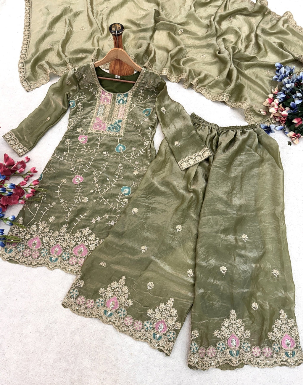 Ethnic Wear - Fendy Silk, Coding Sequence & Thread work with Dupatta