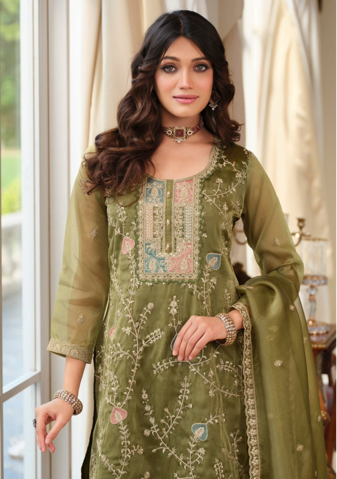 Ethnic Wear - Fendy Silk, Coding Sequence & Thread work with Dupatta