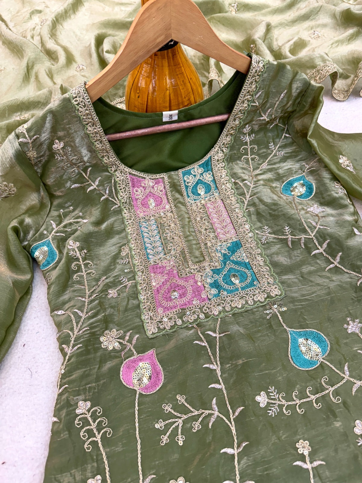 Ethnic Wear - Fendy Silk, Coding Sequence & Thread work with Dupatta