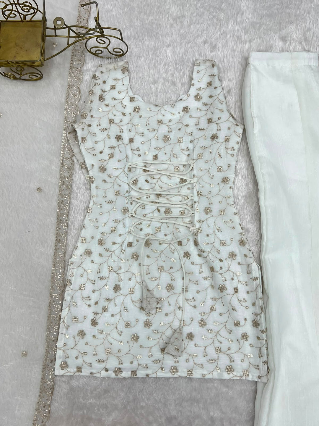 CRUNCHY SILK FABRIC WITH EMBROIDERY SEQUENCE AND JARI WORK TOP WITH DUPPTA