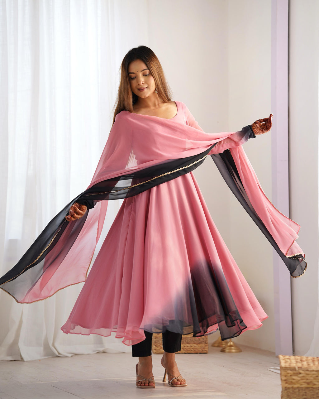Trendy Colorful Padding Gown Set
