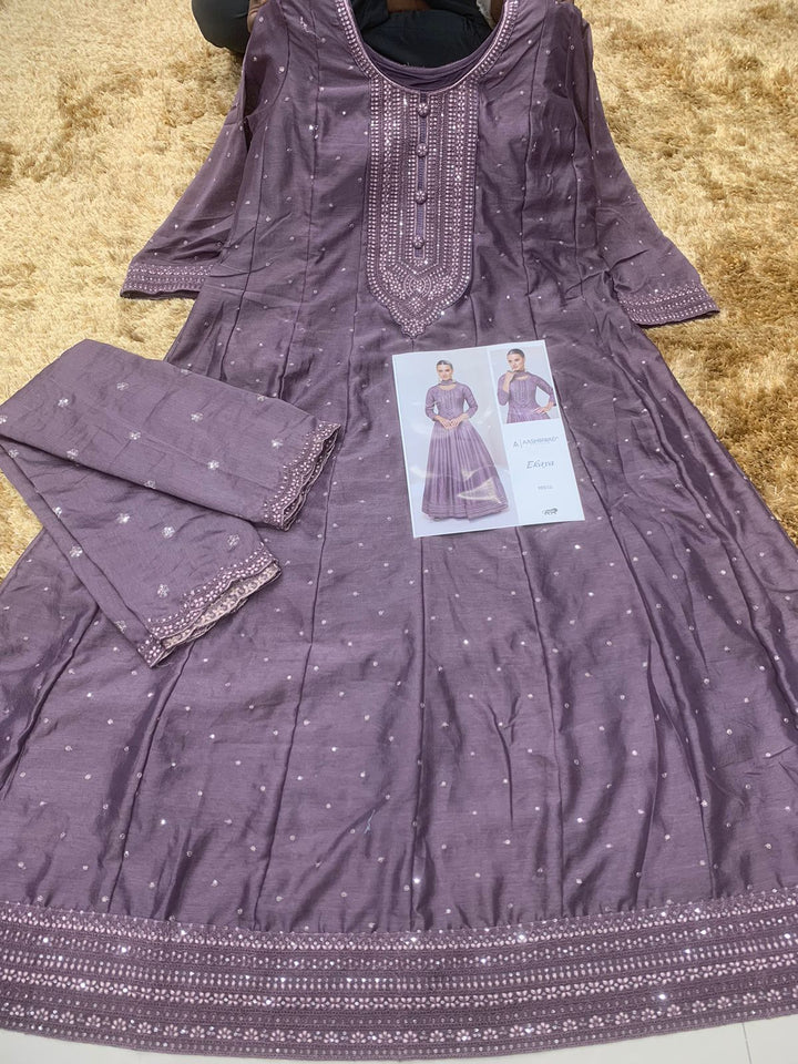 Royal Touch Gown set