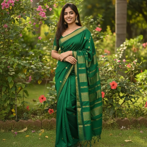 Adorable  Silk Jacquard Border  Unstitched  Saree  For  Women
