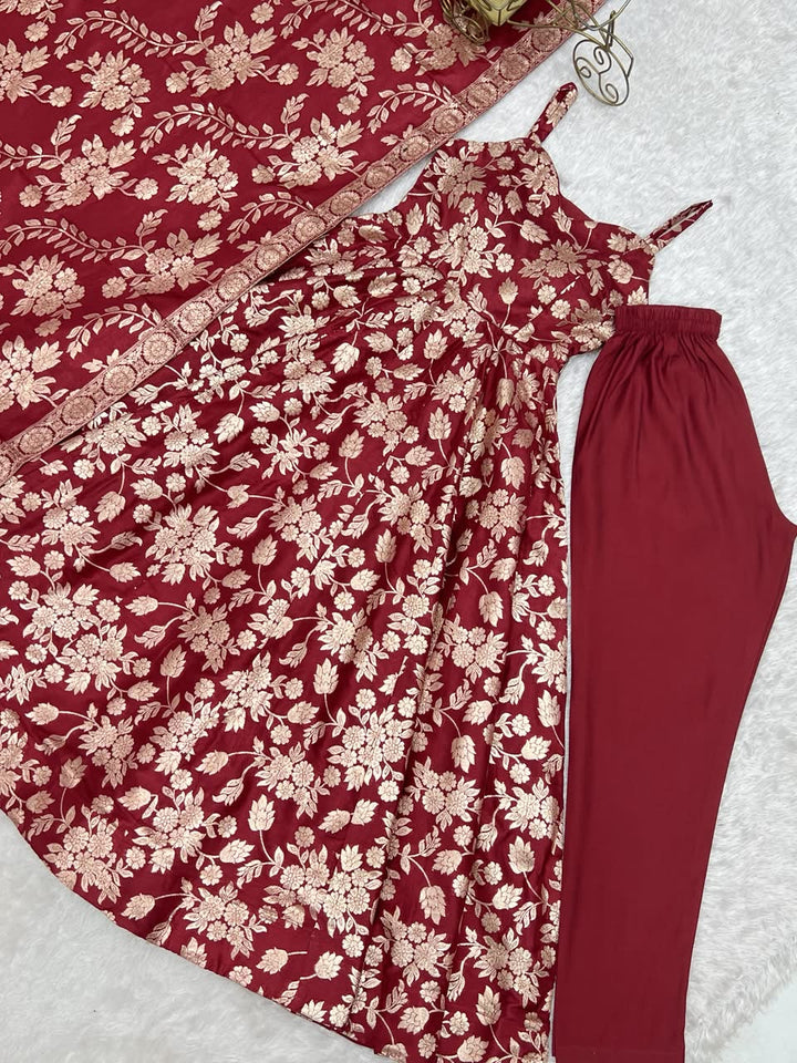 Luxury Banarasi Jacquard Dola Silk 3-Piece Ready-to-Wear Anarkali Suit – view 15