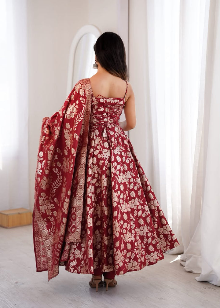 Luxury Banarasi Jacquard Dola Silk 3-Piece Ready-to-Wear Anarkali Suit – view 22