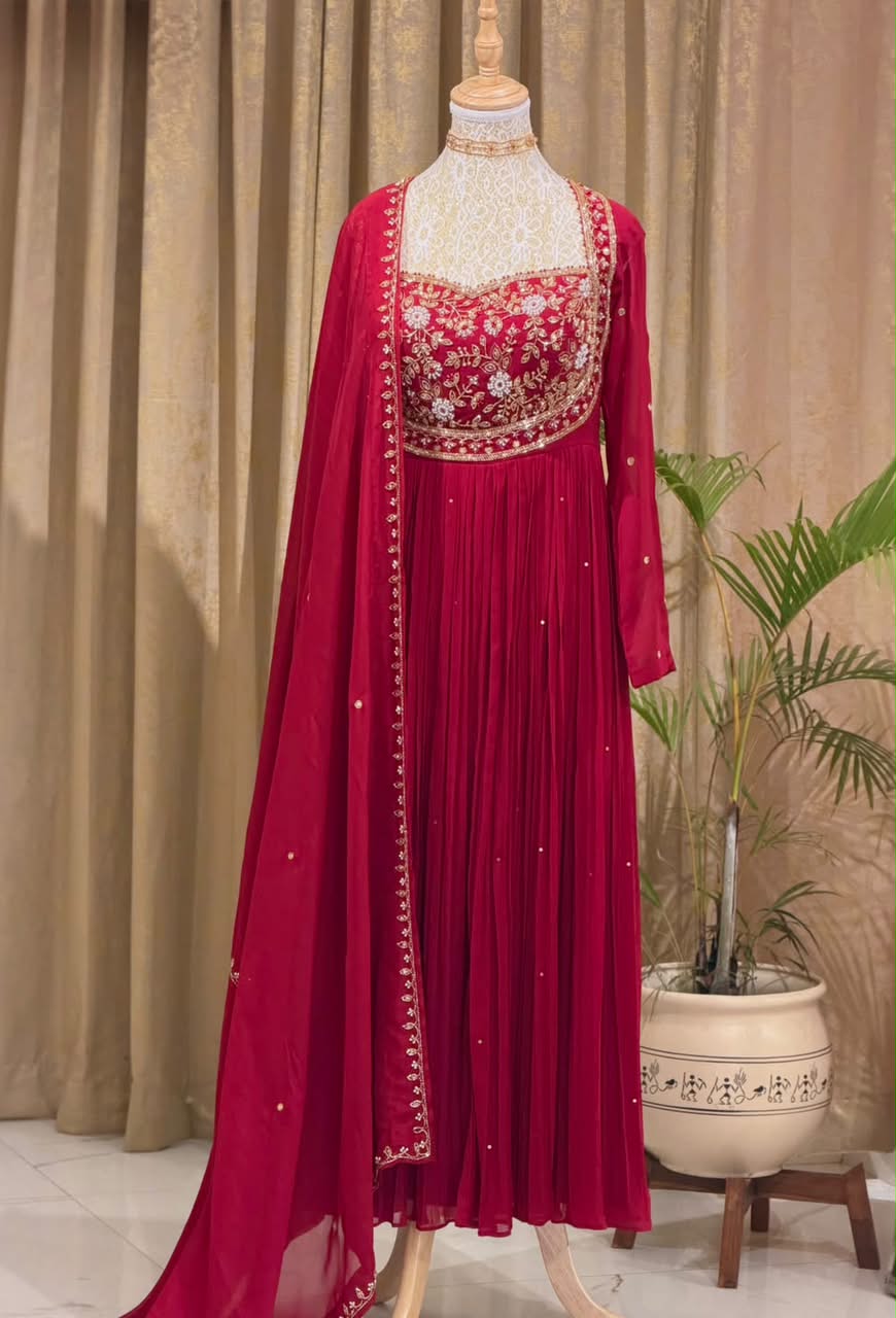 Luxury Embroidered Rangoli Crush 3-Piece Ready-to-Wear Gown Set – view 2