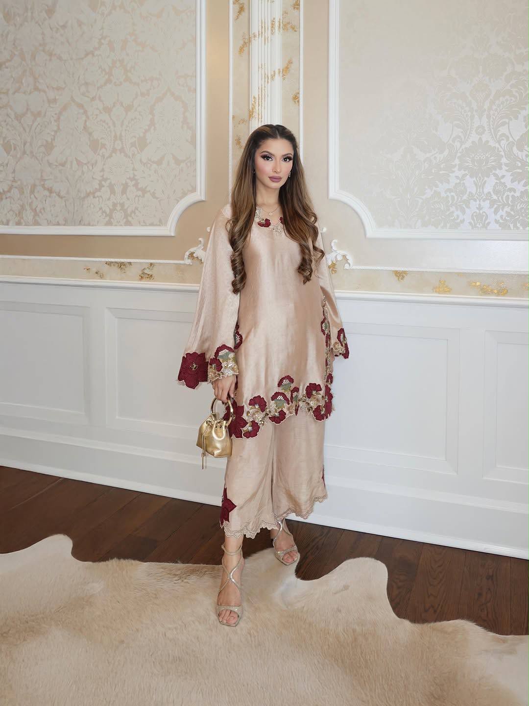Luxury Embroidered Roman Glass 3-Piece Ready-to-Wear Suit – view 4