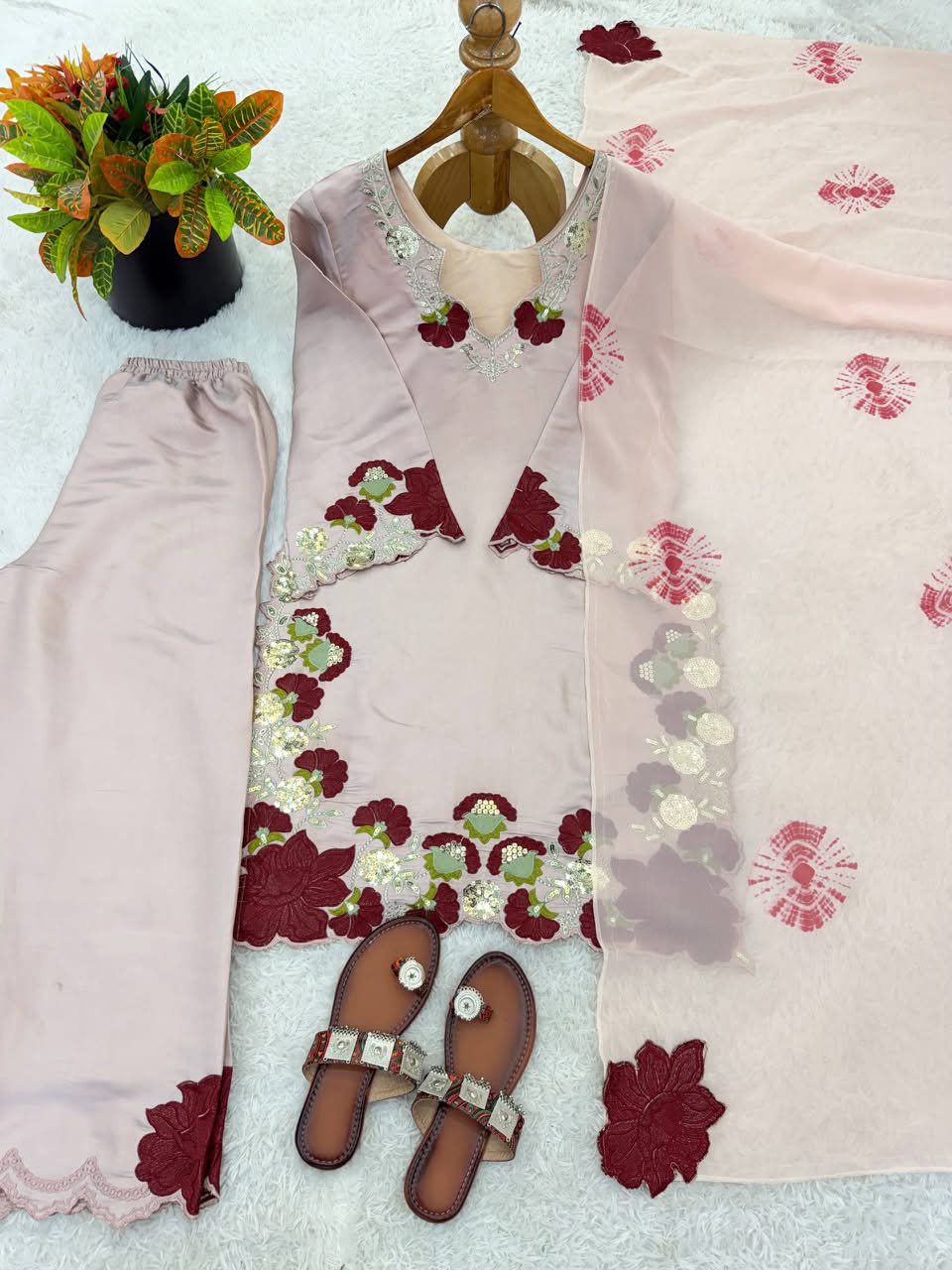 Luxury Embroidered Roman Glass 3-Piece Ready-to-Wear Suit – view 9