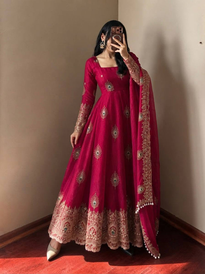 Luxury Fendy Silk 3-Piece Ready-to-Wear Embroidered Gown Set – view 2
