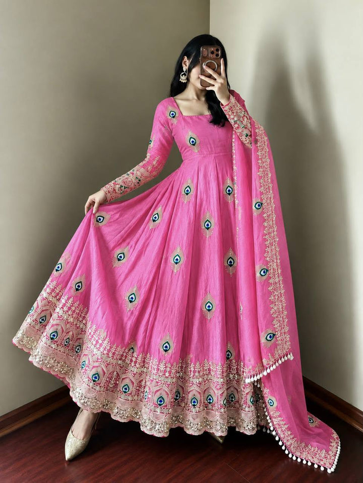Luxury Fendy Silk 3-Piece Ready-to-Wear Embroidered Gown Set – view 21